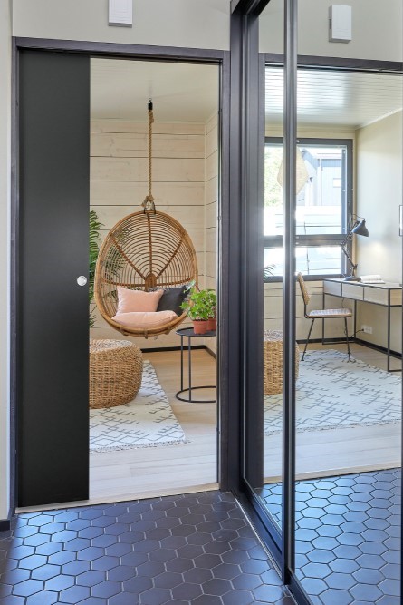 Schuifdeur in de wand – ruimtebesparend design | Liune Door