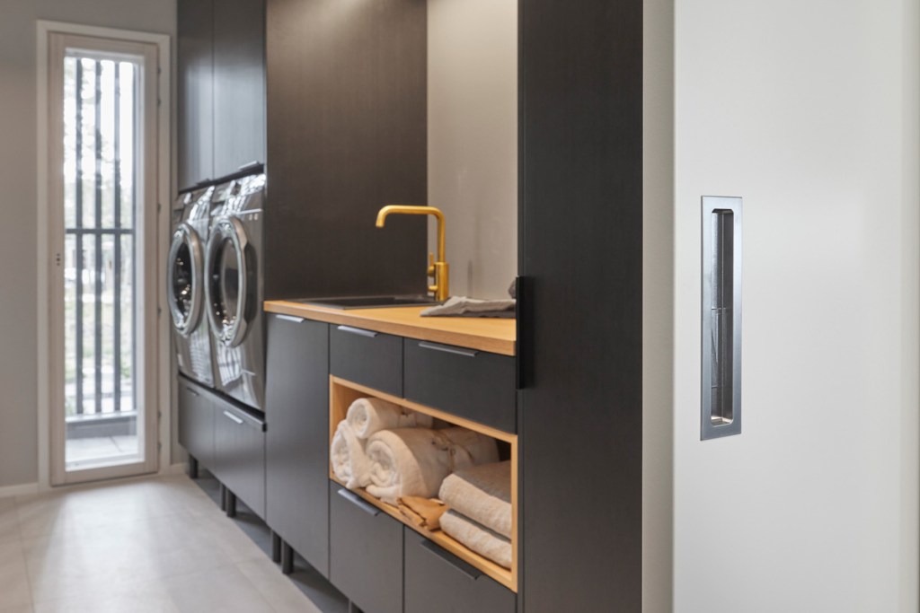 vochtbestendige schuifdeuren: ruimtebesparend, onderhoudsvriendelijk en duurzaam